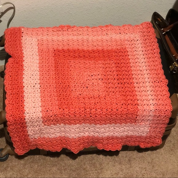 Small Baby/Pet Throw Blanket - Picture 2 of 2